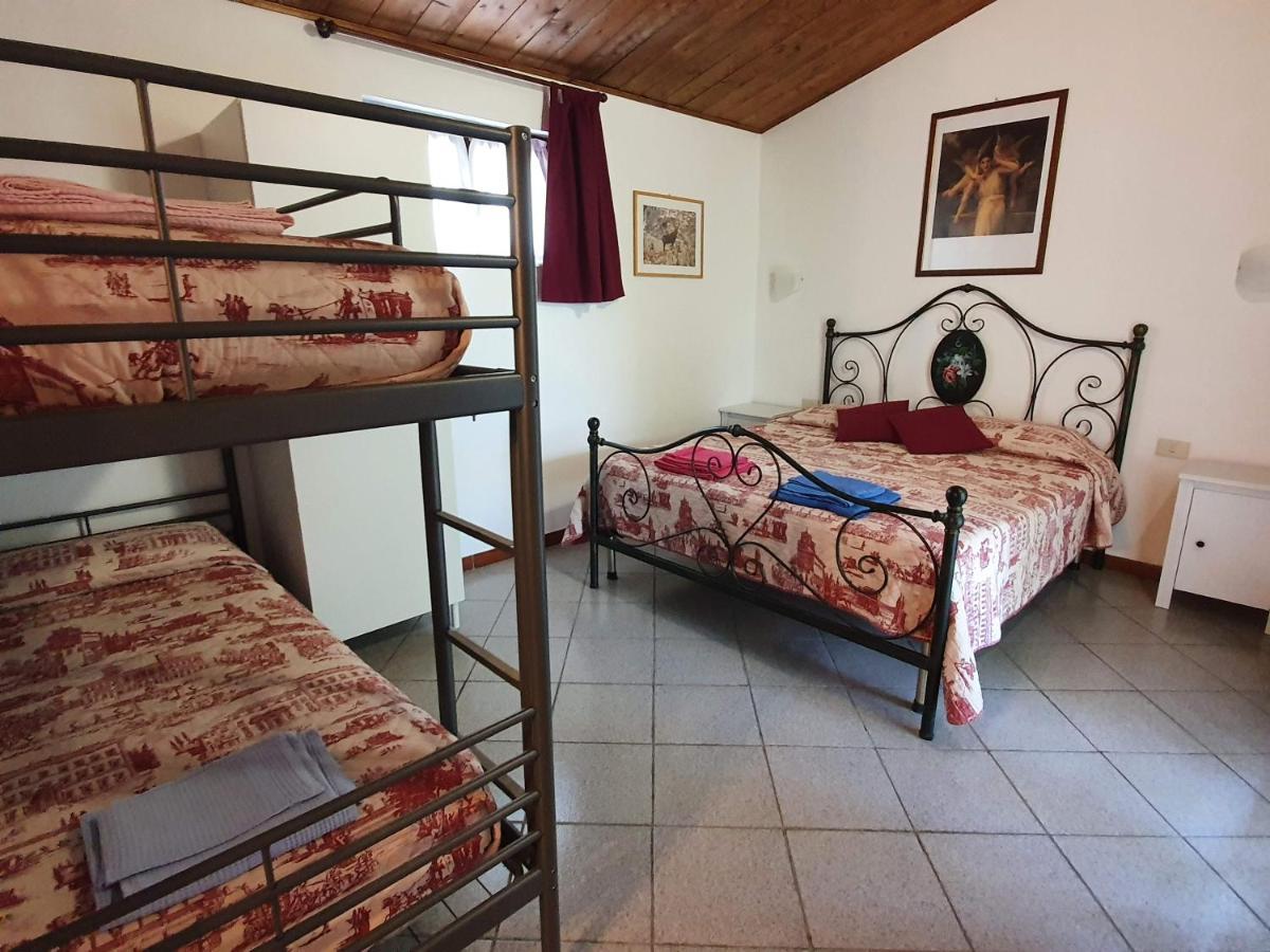 Agriturismo Il Burlino Apartments Lerma Eksteriør billede