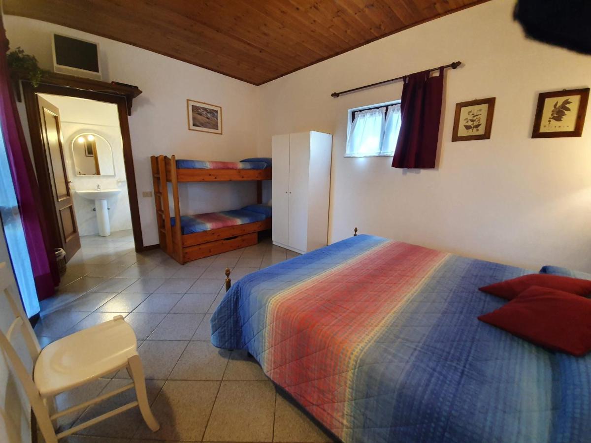 Agriturismo Il Burlino Apartments Lerma Eksteriør billede