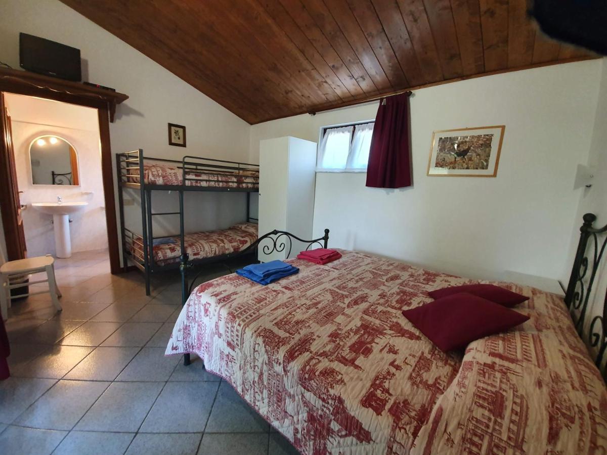 Agriturismo Il Burlino Apartments Lerma Eksteriør billede